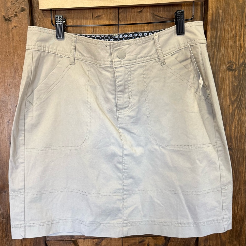 Lee Women's Tan Skort